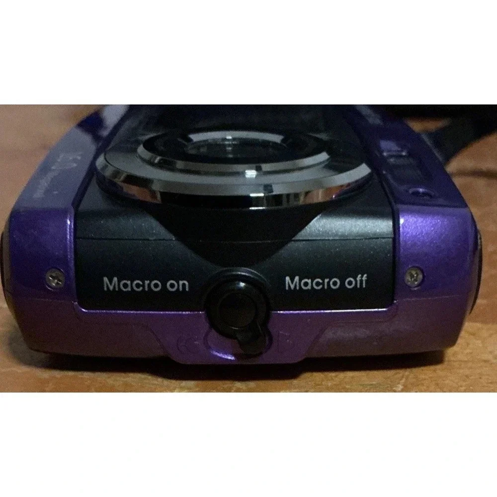 Polaroid iS085 Dual LCD Digital Camera 16.0 Megapixel Purple With Bag Tested